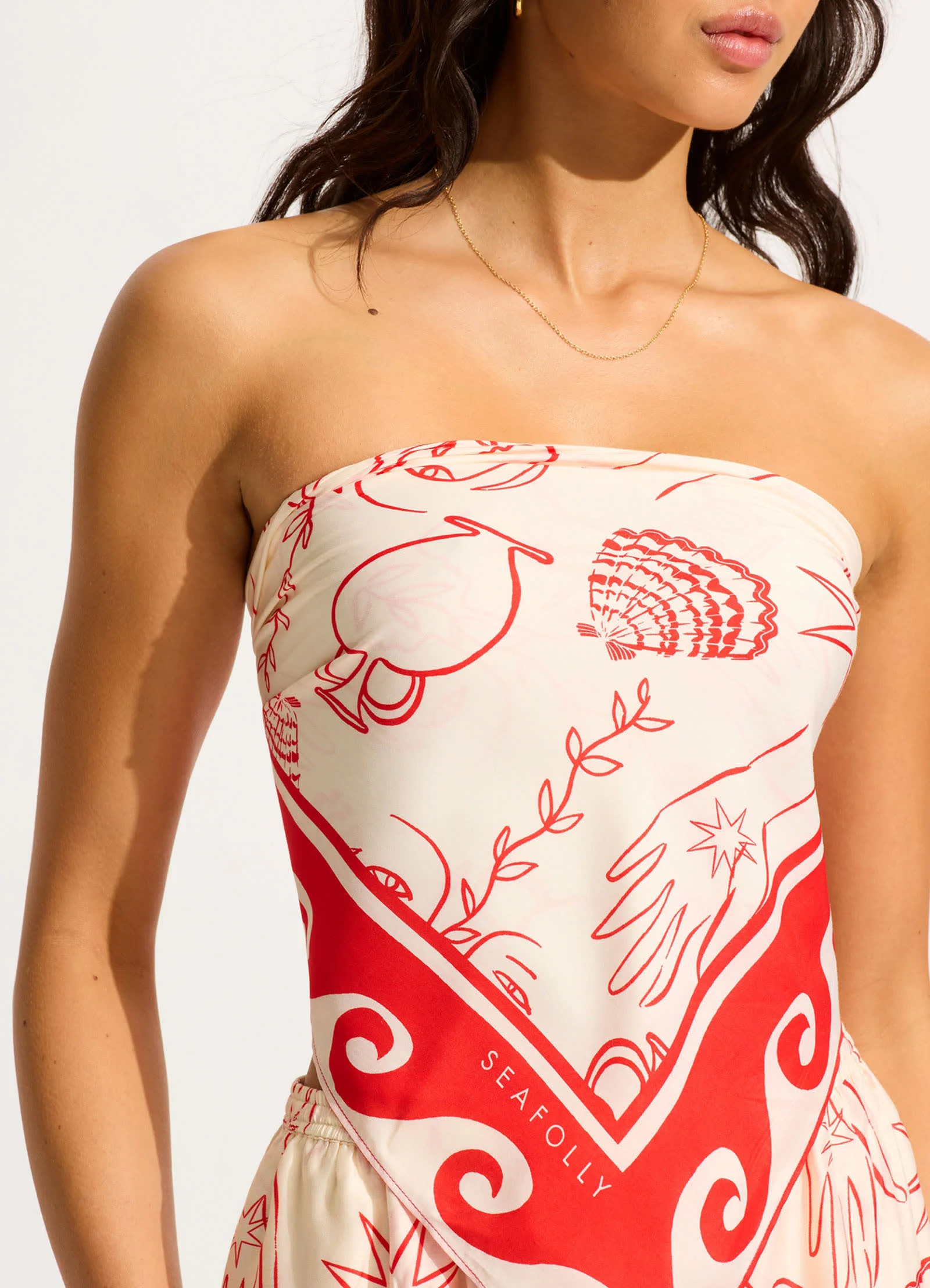 Atlantis Faces Scarf - Chilli Red - Image 5