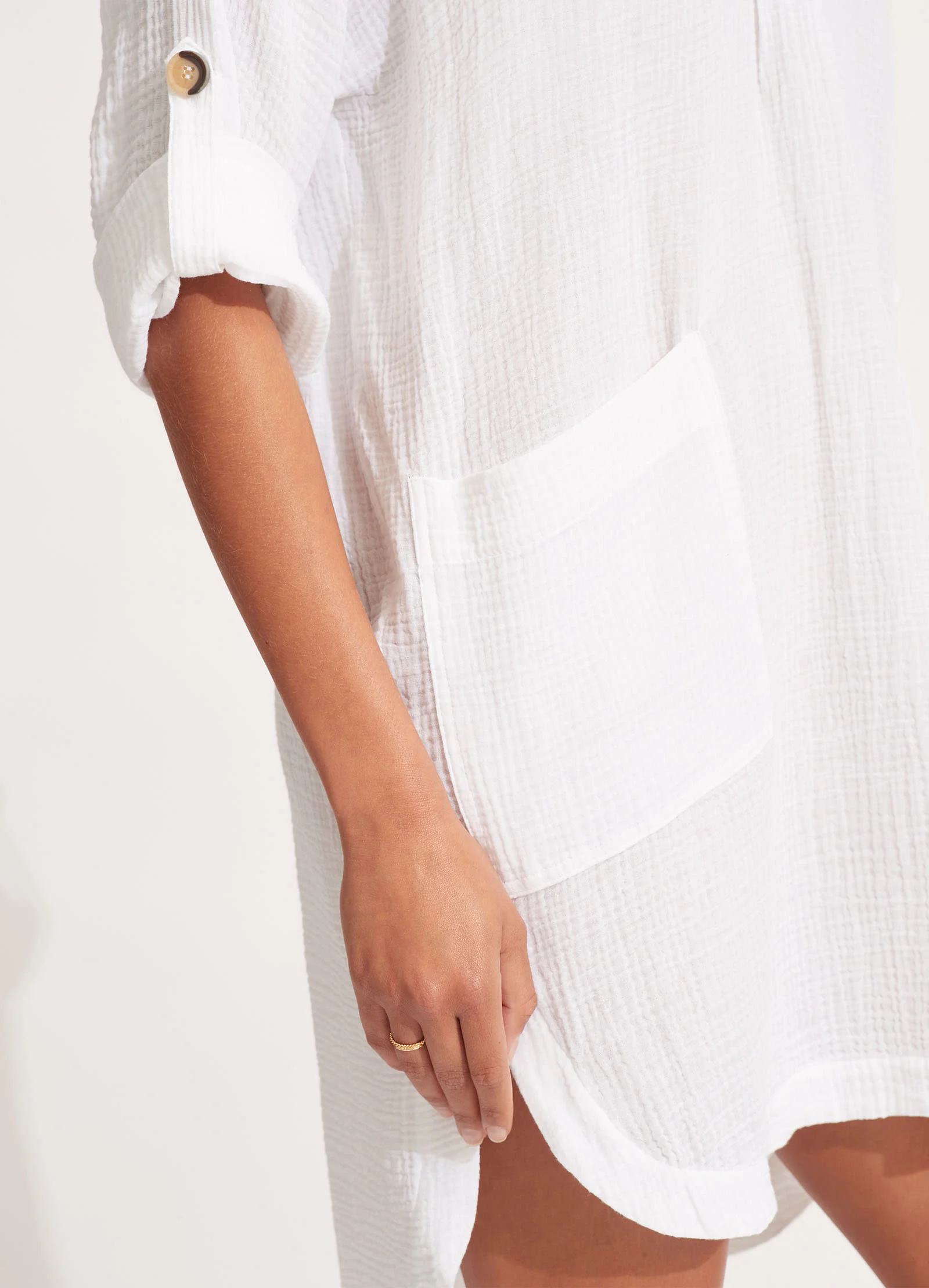 Essential Cover Up - White - Image 5
