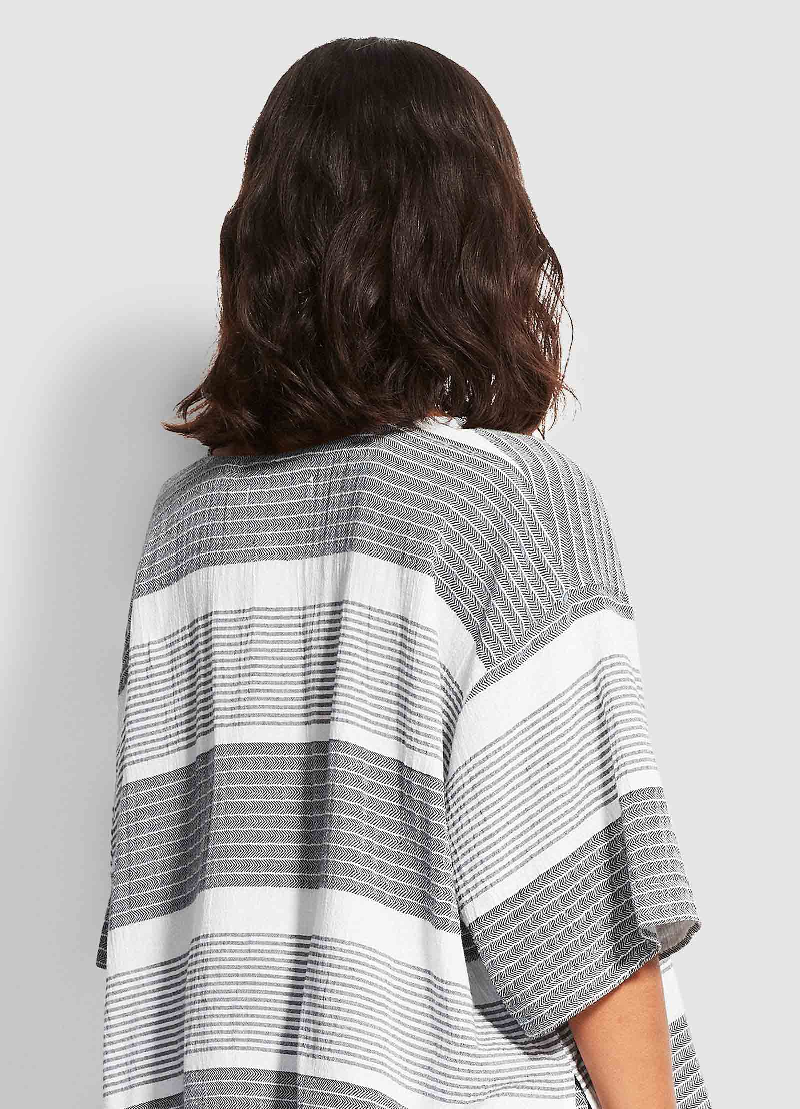 Jacquard Top  - Black - Image 3